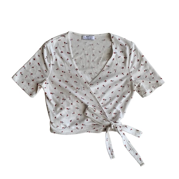 Bershka Tops - bershka floral print wrap top in white 💐